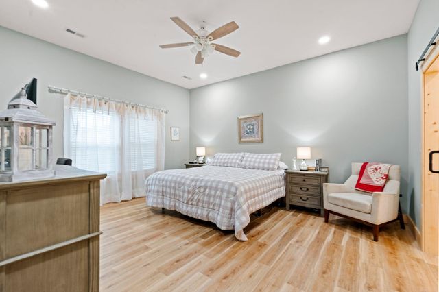 733 Richmond Rd Loop 1, Lancaster, KY 40444