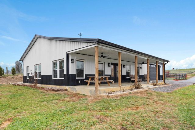 733 Richmond Rd Loop 1, Lancaster, KY 40444