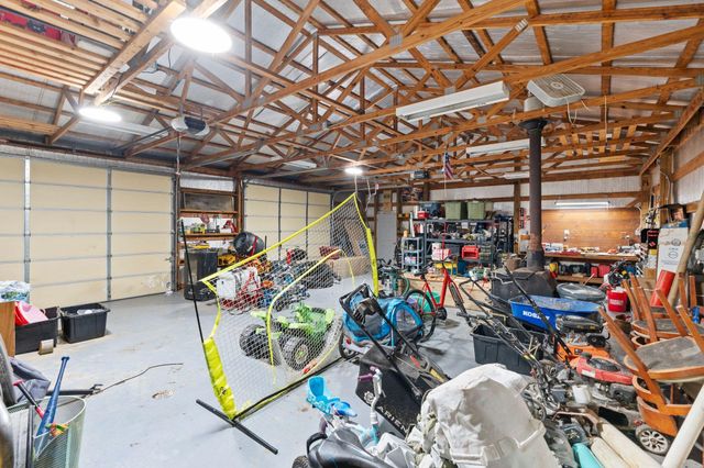 733 Richmond Rd Loop 1, Lancaster, KY 40444