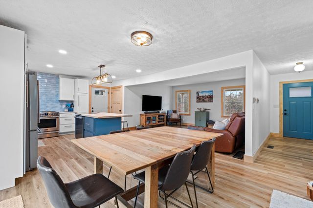 733 Richmond Rd Loop 1, Lancaster, KY 40444