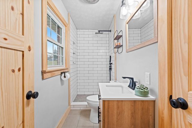 733 Richmond Rd Loop 1, Lancaster, KY 40444