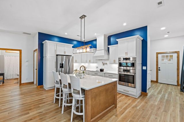 733 Richmond Rd Loop 1, Lancaster, KY 40444