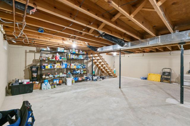 733 Richmond Rd Loop 1, Lancaster, KY 40444