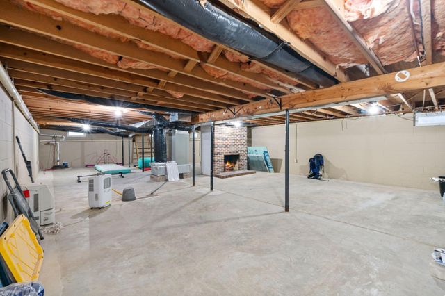 733 Richmond Rd Loop 1, Lancaster, KY 40444