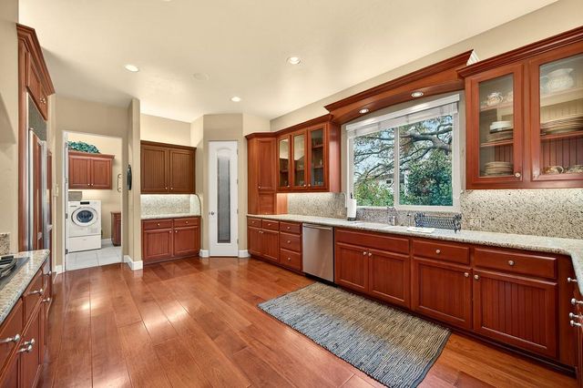 5876 Granite Hills Dr, Granite Bay, CA 95746