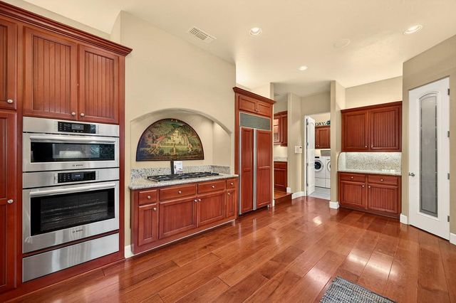 5876 Granite Hills Dr, Granite Bay, CA 95746