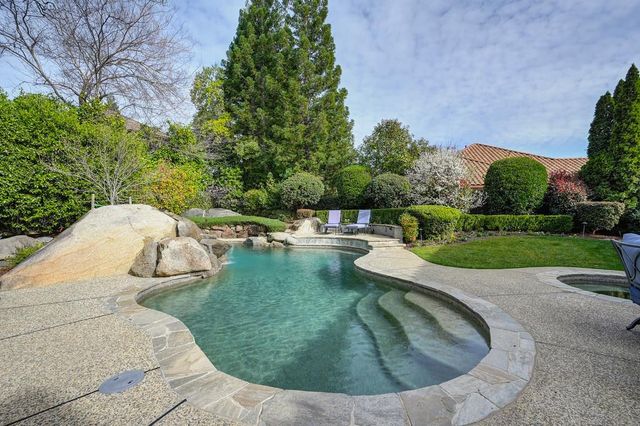 5876 Granite Hills Dr, Granite Bay, CA 95746