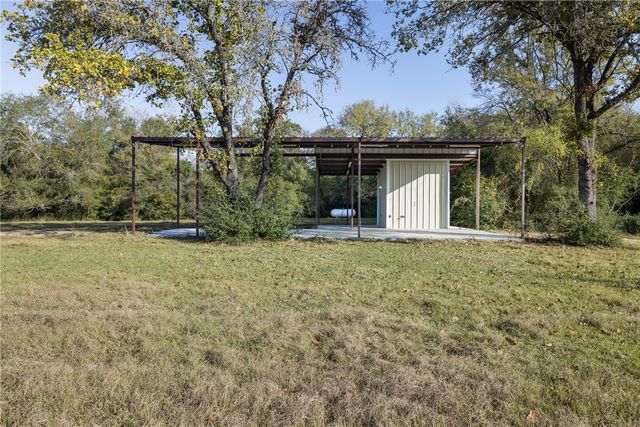 12038 County Road 112, Iola, TX 77861