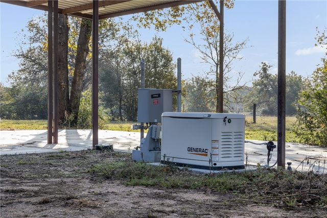 12038 County Road 112, Iola, TX 77861