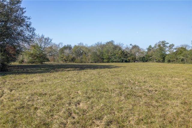 12038 County Road 112, Iola, TX 77861