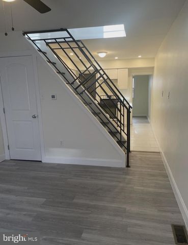 2141 N PALETHORP ST, Philadelphia, PA 19122