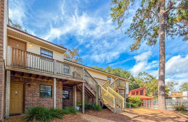 1104 Greentree Ct Apt L, Tallahassee, FL 32304