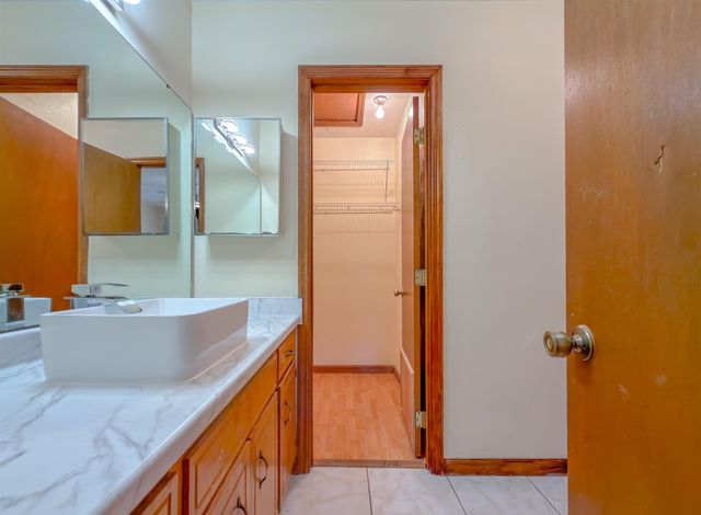 1104 Greentree Ct Apt L, Tallahassee, FL 32304