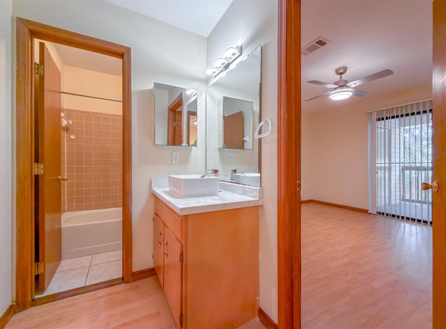 1104 Greentree Ct Apt L, Tallahassee, FL 32304