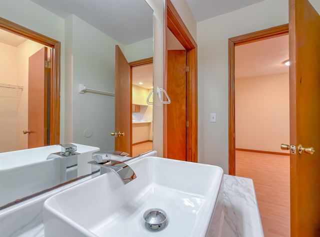 1104 Greentree Ct Apt L, Tallahassee, FL 32304