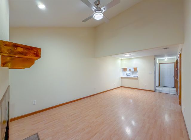 1104 Greentree Ct Apt L, Tallahassee, FL 32304