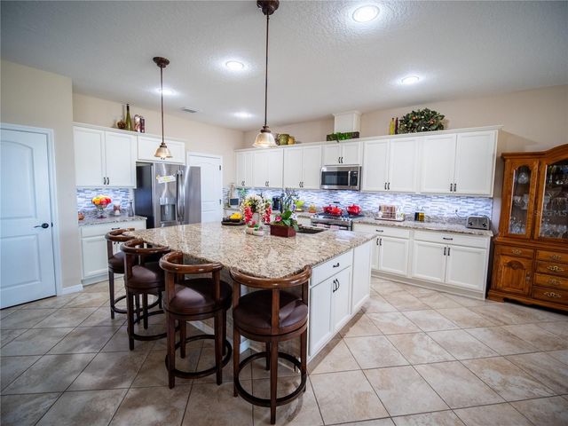 164 SILVER MAPLE ROAD, Groveland, FL 34736