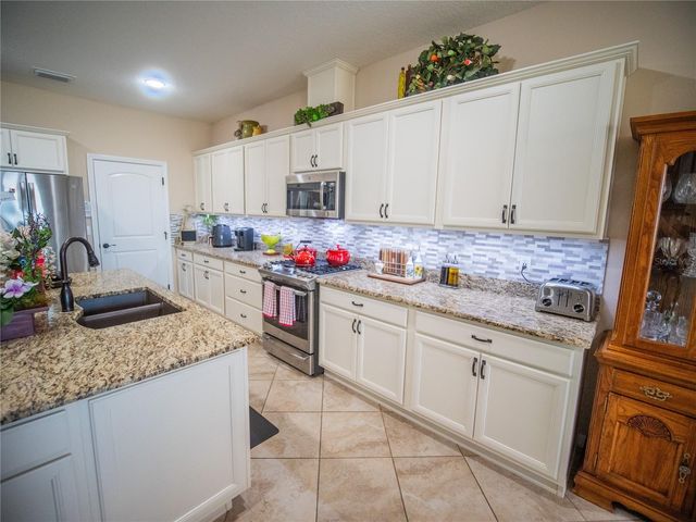 164 SILVER MAPLE ROAD, Groveland, FL 34736