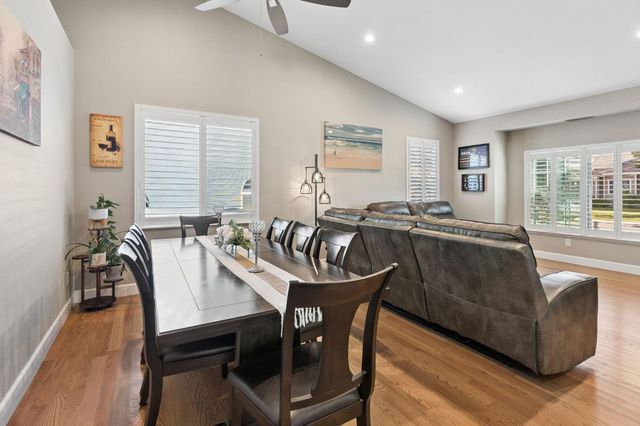 2890 Aquamarine Cir, Rescue, CA 95672