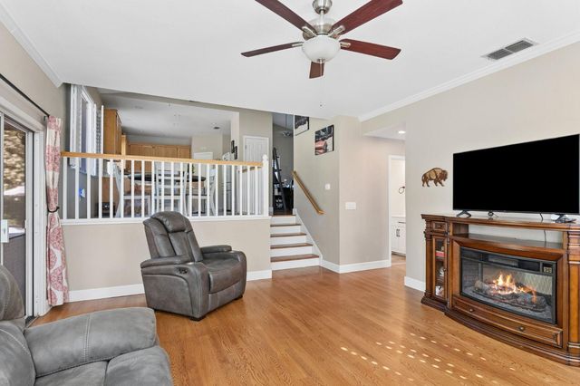 2890 Aquamarine Cir, Rescue, CA 95672