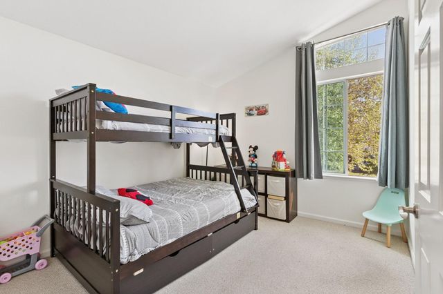 2890 Aquamarine Cir, Rescue, CA 95672