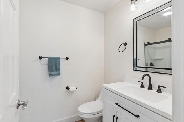 2890 Aquamarine Cir, Rescue, CA 95672