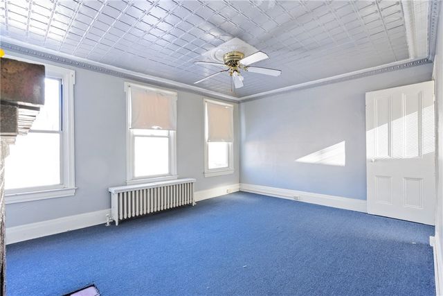 327-329 Ella St, Bloomfield, PA 15224