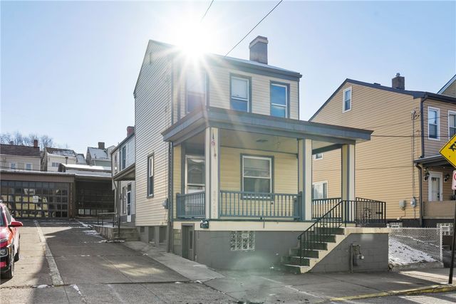 327-329 Ella St, Bloomfield, PA 15224
