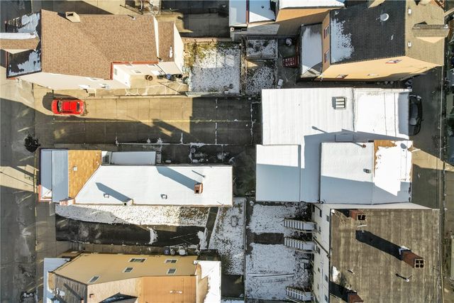 327-329 Ella St, Bloomfield, PA 15224
