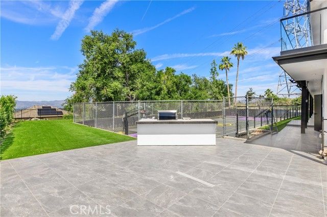 18827 Edleen Drive, Tarzana (los Angeles), CA 91356