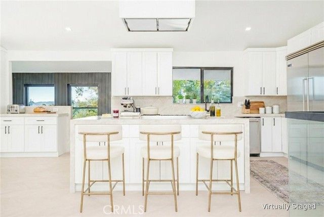 18827 Edleen Drive, Tarzana (los Angeles), CA 91356