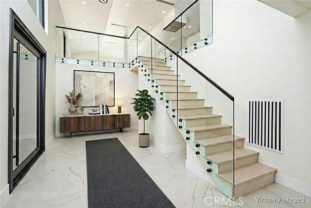 18827 Edleen Drive, Tarzana (los Angeles), CA 91356