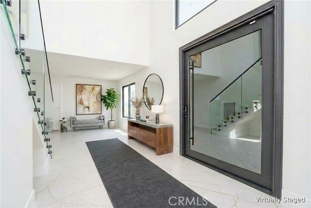 18827 Edleen Drive, Tarzana (los Angeles), CA 91356