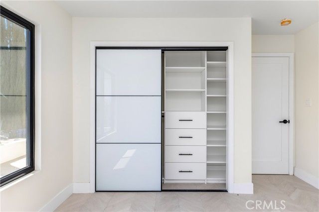 18827 Edleen Drive, Tarzana (los Angeles), CA 91356