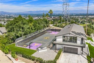 18827 Edleen Drive, Tarzana (los Angeles), CA 91356