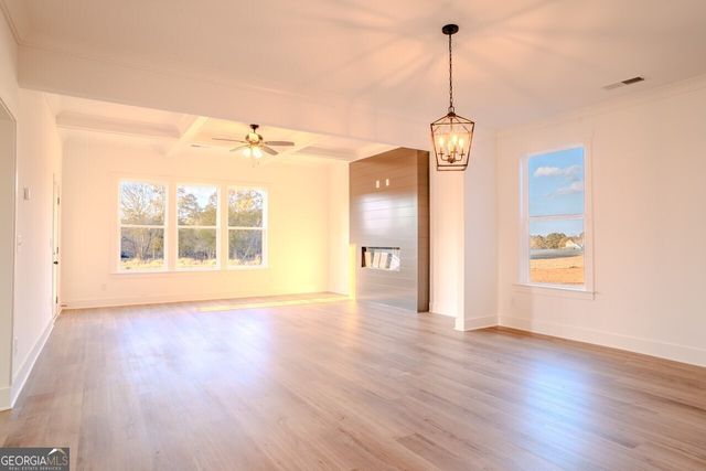 100 Cherokee Court, Good Hope, GA 30641