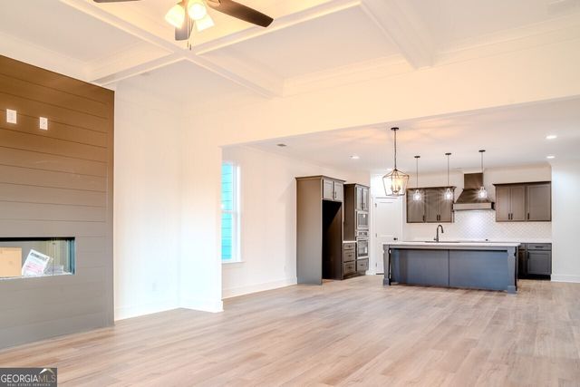 100 Cherokee Court, Good Hope, GA 30641