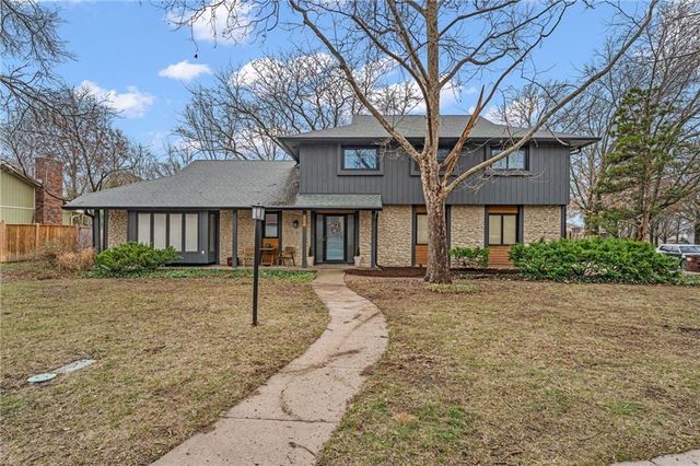 502 Millstone Drive, Lawrence, KS 66049