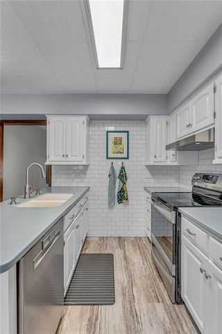 502 Millstone Drive, Lawrence, KS 66049