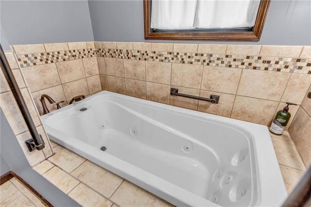 502 Millstone Drive, Lawrence, KS 66049