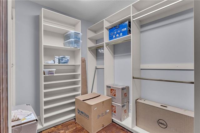 502 Millstone Drive, Lawrence, KS 66049