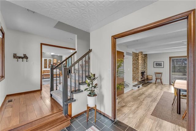 502 Millstone Drive, Lawrence, KS 66049