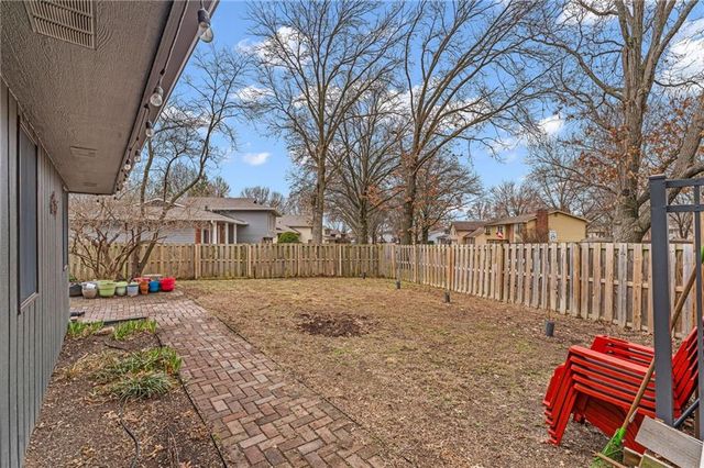 502 Millstone Drive, Lawrence, KS 66049