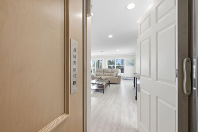 10751 S Ocean Dr B2, Jensen Beach, FL 34957