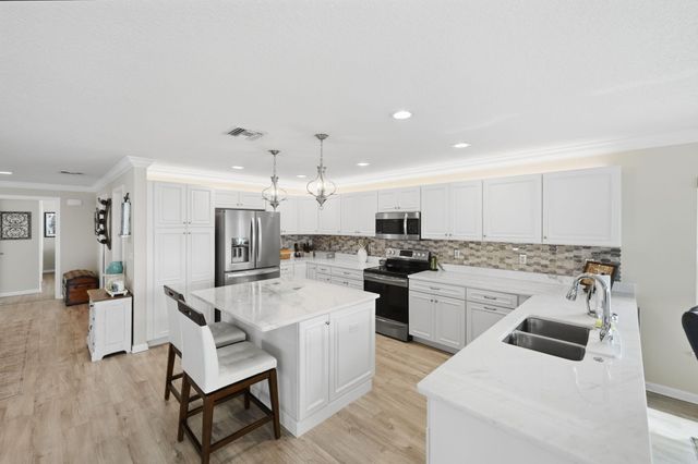 10751 S Ocean Dr B2, Jensen Beach, FL 34957