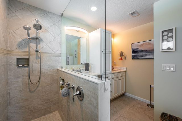 10751 S Ocean Dr B2, Jensen Beach, FL 34957