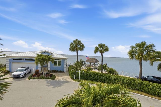 10751 S Ocean Dr B2, Jensen Beach, FL 34957