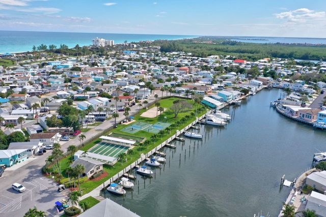 10751 S Ocean Dr B2, Jensen Beach, FL 34957