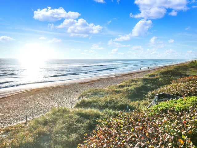 10751 S Ocean Dr B2, Jensen Beach, FL 34957