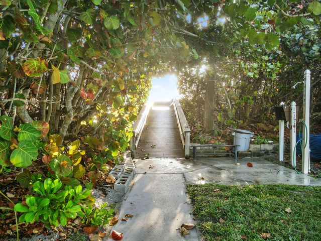 10751 S Ocean Dr B2, Jensen Beach, FL 34957